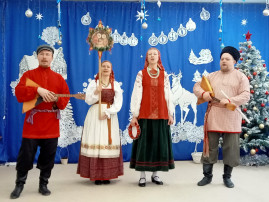 Святки в нашем саду Святки в нашем саду.